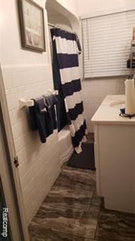 24816 Cushing Avenue, Eastpointe, MI 48021