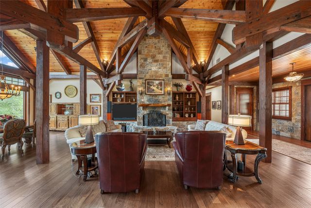 240 Lost Creek, China Spring, TX 76633