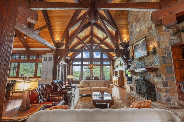 240 Lost Creek, China Spring, TX 76633