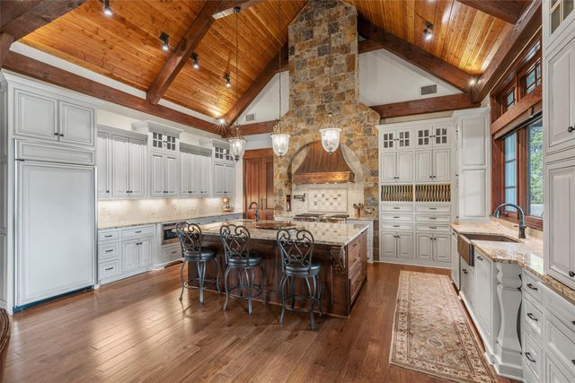 240 Lost Creek, China Spring, TX 76633