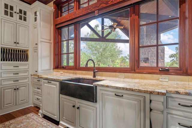 240 Lost Creek, China Spring, TX 76633