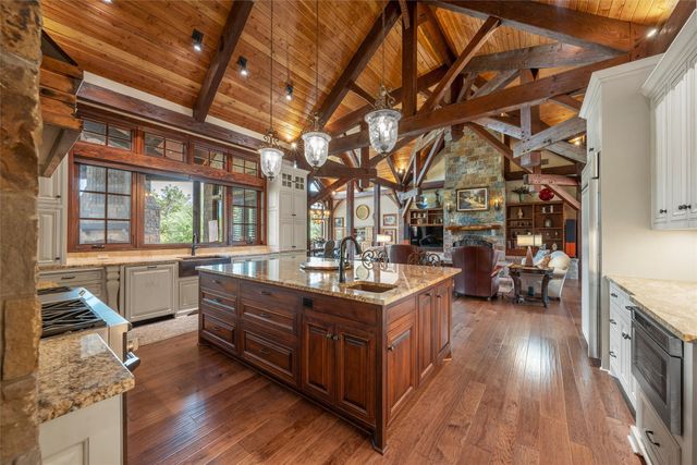 240 Lost Creek, China Spring, TX 76633