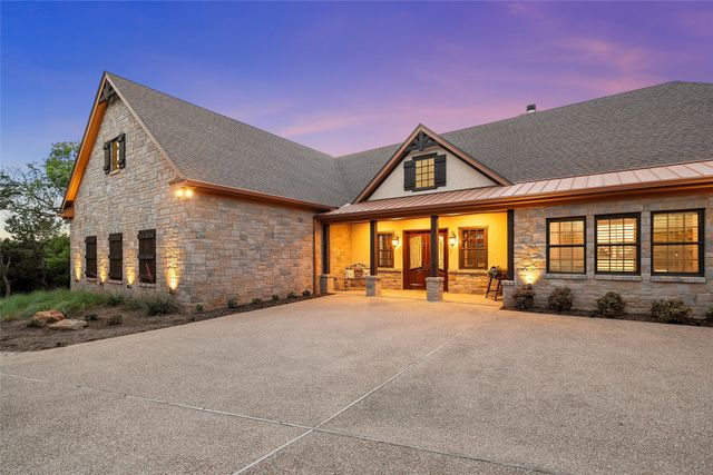 240 Lost Creek, China Spring, TX 76633