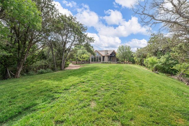 240 Lost Creek, China Spring, TX 76633