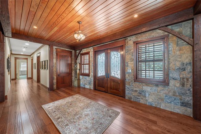 240 Lost Creek, China Spring, TX 76633