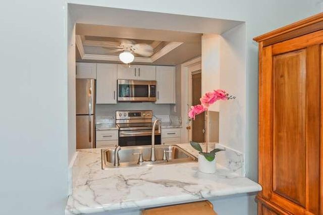 116 SW 10th Court, Boynton Beach, FL 33426