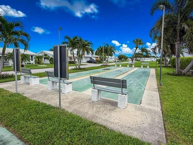 116 SW 10th Court, Boynton Beach, FL 33426