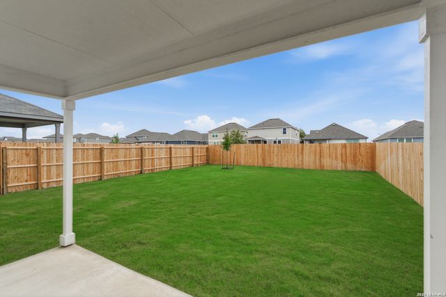 439 White Heron Way, Marion, TX 78124