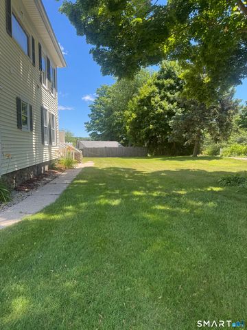 43-45 High Street, Clinton, CT 06413
