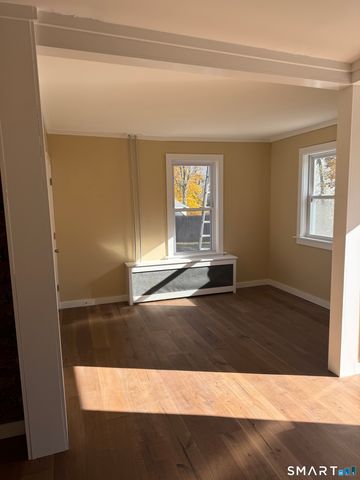 43-45 High Street, Clinton, CT 06413