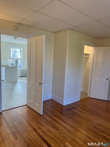 43-45 High Street, Clinton, CT 06413