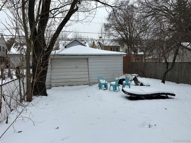 293 FIELDING Street, Ferndale, MI 48220