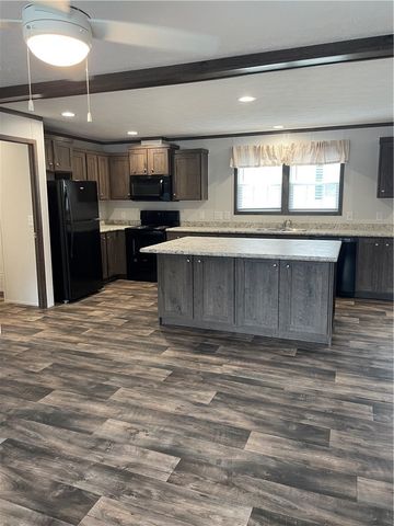 1352 Hilltop Drive, Robinson Twp, PA 15019