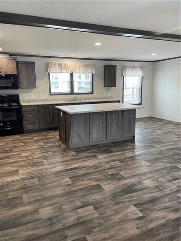 1352 Hilltop Drive, Robinson Twp, PA 15019