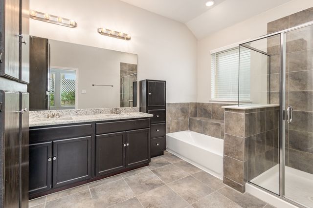 1572 Cedar Crest Drive, Forney, TX 75126