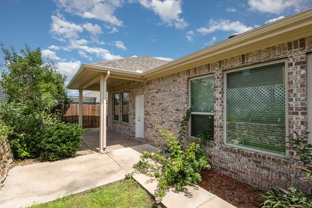 1572 Cedar Crest Drive, Forney, TX 75126