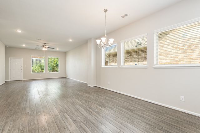 1572 Cedar Crest Drive, Forney, TX 75126