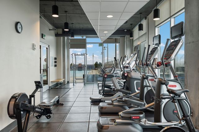 415 Church St Apt 1909, Nashville, TN 37219