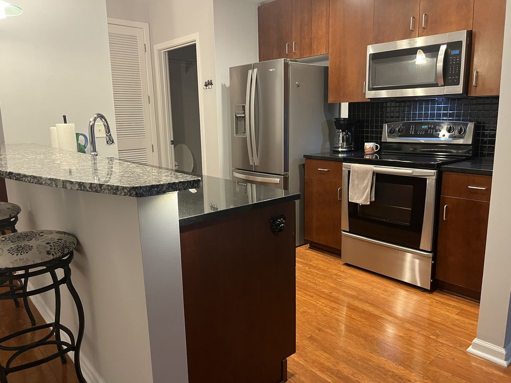 415 Church St Apt 1909, Nashville, TN 37219