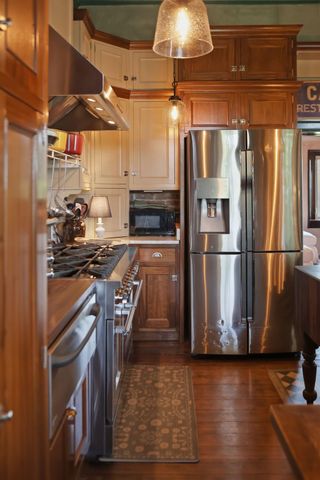 930 Steele Road, Versailles, KY 40383