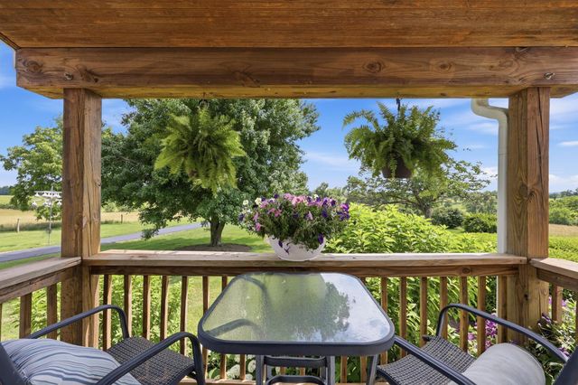 930 Steele Road, Versailles, KY 40383