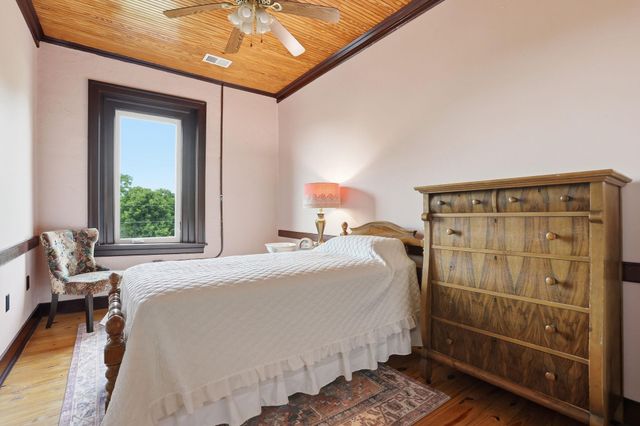 930 Steele Road, Versailles, KY 40383