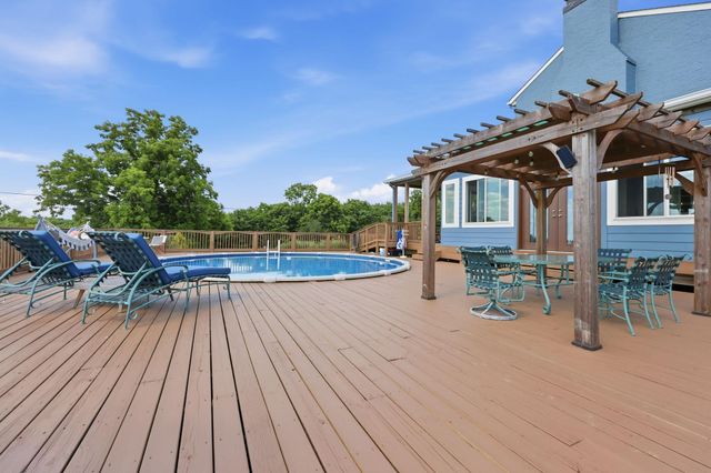930 Steele Road, Versailles, KY 40383