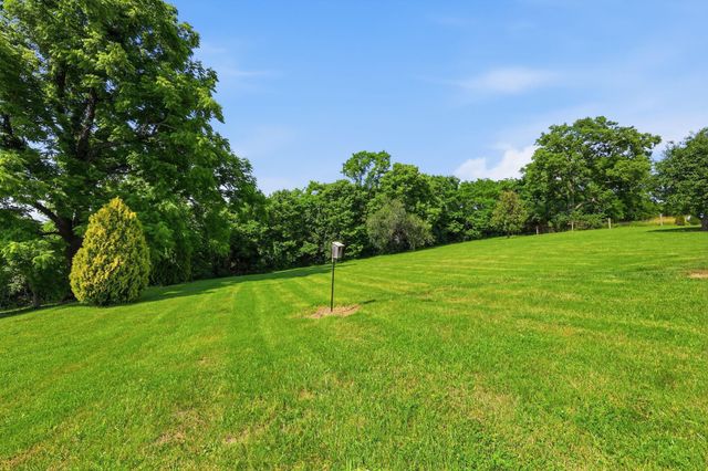 930 Steele Road, Versailles, KY 40383