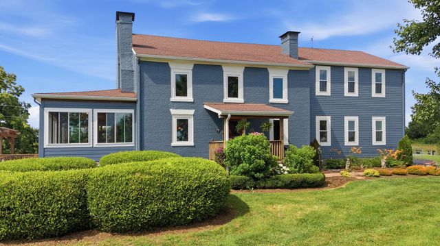 930 Steele Road, Versailles, KY 40383