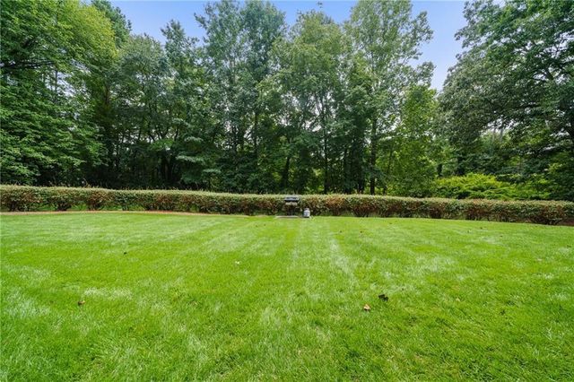 406 Smokerise SE Circle, Marietta, GA 30067