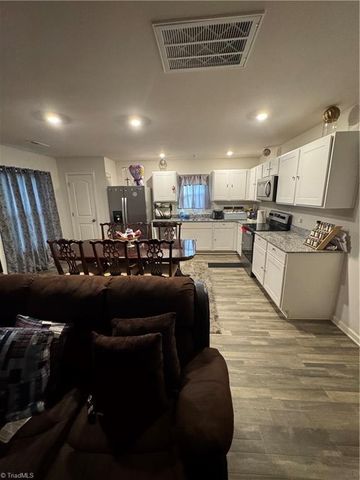 6375 Century Lane, Thomasville, NC 27360