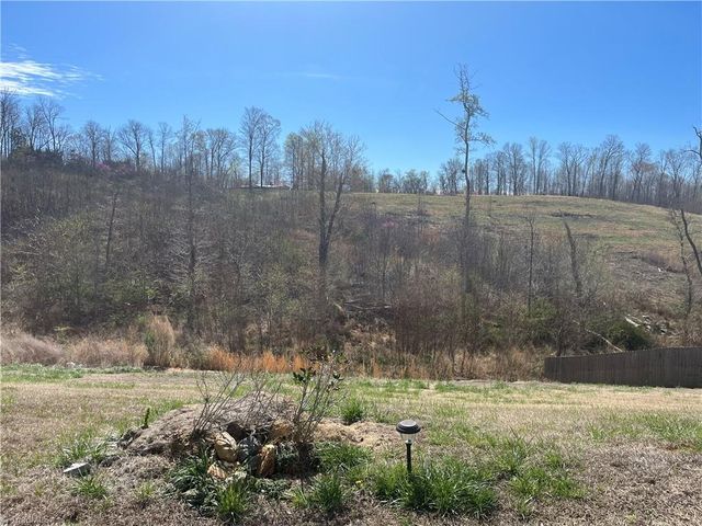 6375 Century Lane, Thomasville, NC 27360