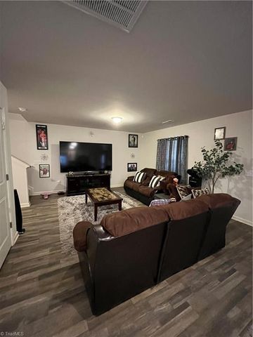 6375 Century Lane, Thomasville, NC 27360