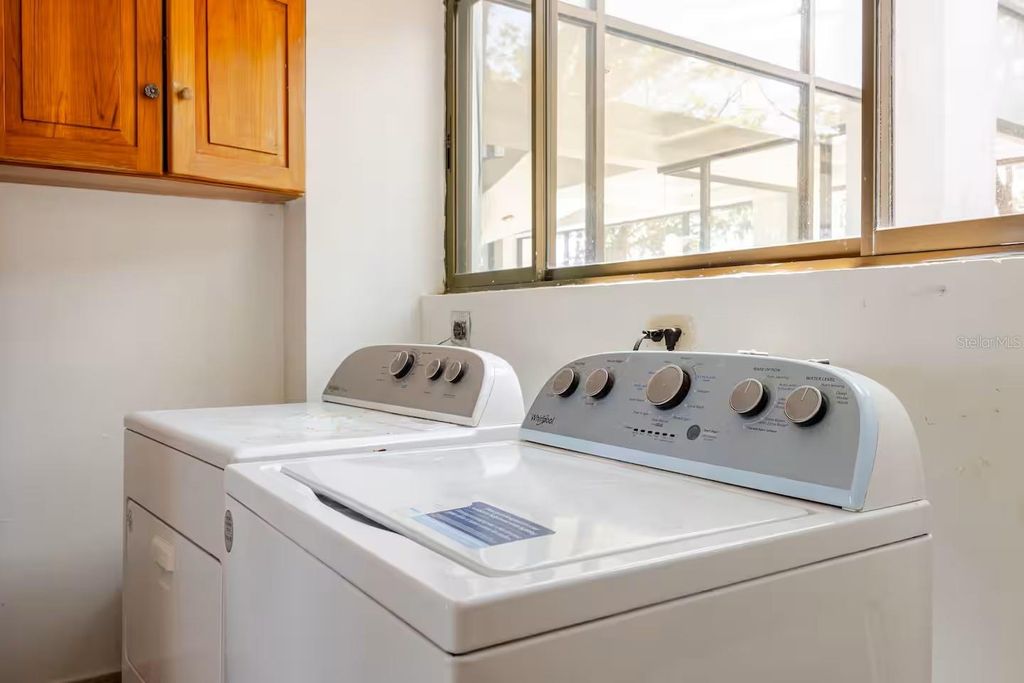 Image 5 of property listing at 302 TAMBOR HILLS, Tambor, OC 34116