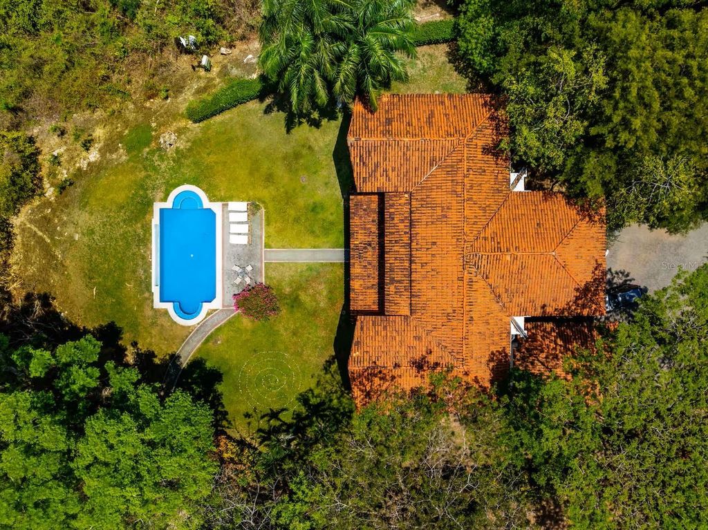 Image 6 of property listing at 302 TAMBOR HILLS, Tambor, OC 34116
