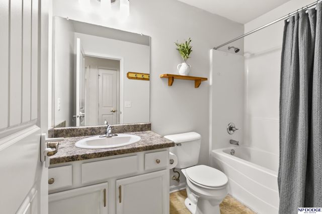 14468 Gilder Avenue, Bennington, NE 68007