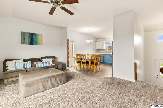 14468 Gilder Avenue, Bennington, NE 68007