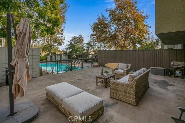 898 Temple 125, Los Angeles, CA 90042