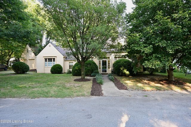 621 Cochran Hill Rd, Louisville, KY 40206