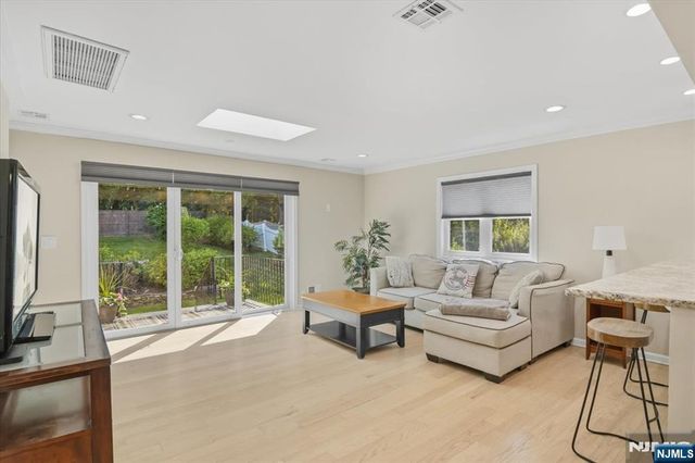 79 Winding Way, Cedar Grove, NJ 07009