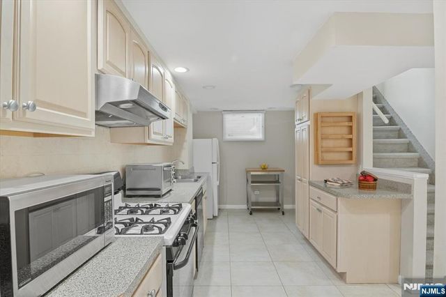 79 Winding Way, Cedar Grove, NJ 07009