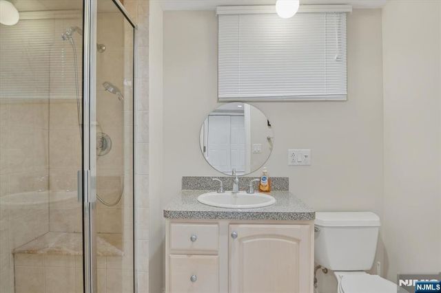 79 Winding Way, Cedar Grove, NJ 07009