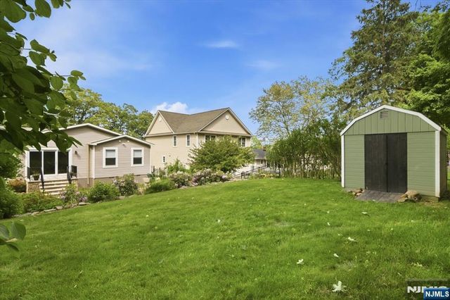 79 Winding Way, Cedar Grove, NJ 07009