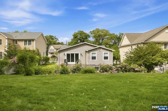 79 Winding Way, Cedar Grove, NJ 07009