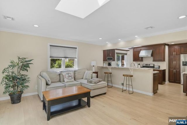 79 Winding Way, Cedar Grove, NJ 07009