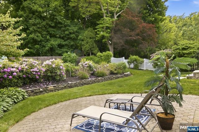 79 Winding Way, Cedar Grove, NJ 07009