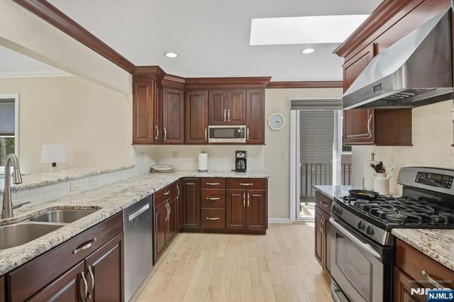 79 Winding Way, Cedar Grove, NJ 07009