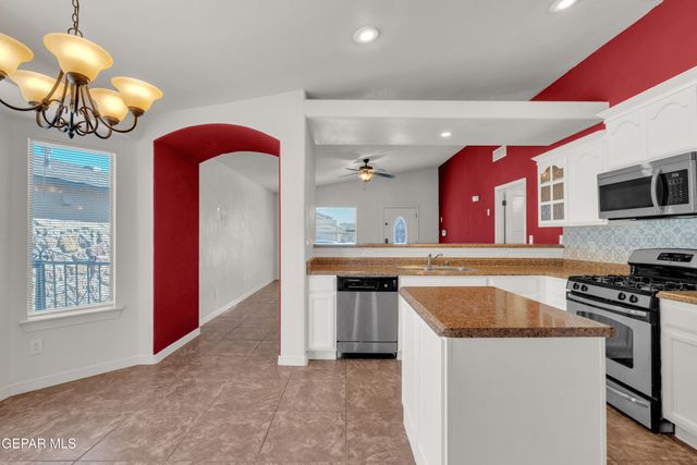 14235 Strata Rock Drive, El Paso, TX 79938