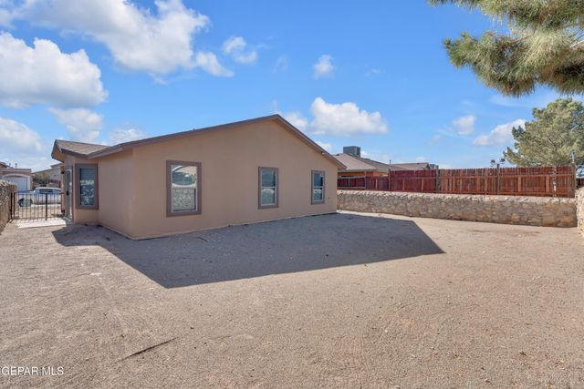 14235 Strata Rock Drive, El Paso, TX 79938