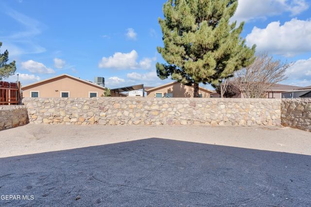 14235 Strata Rock Drive, El Paso, TX 79938